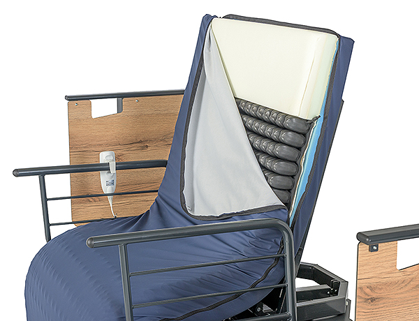 RO-HO – Dry flotation. This Neoprene mattress is a zoned, advanced pressure-relieving surface that is ideal for users requiring very high levels of protection against pressure-related issues – up to grade 4 (very high risk). This mattress cannot be used on the foot section of a Rotating Bed. It is interchangeable with lower-risk options without the need for the bed to be modified. Because it is zoned, it works very well when the bed is rotated and most of the user’s weight is supported by the seat area, as the air cannot move to other areas of the mattress. For those requiring a very high level of pressure redistribution on Theraposture rotating beds.
